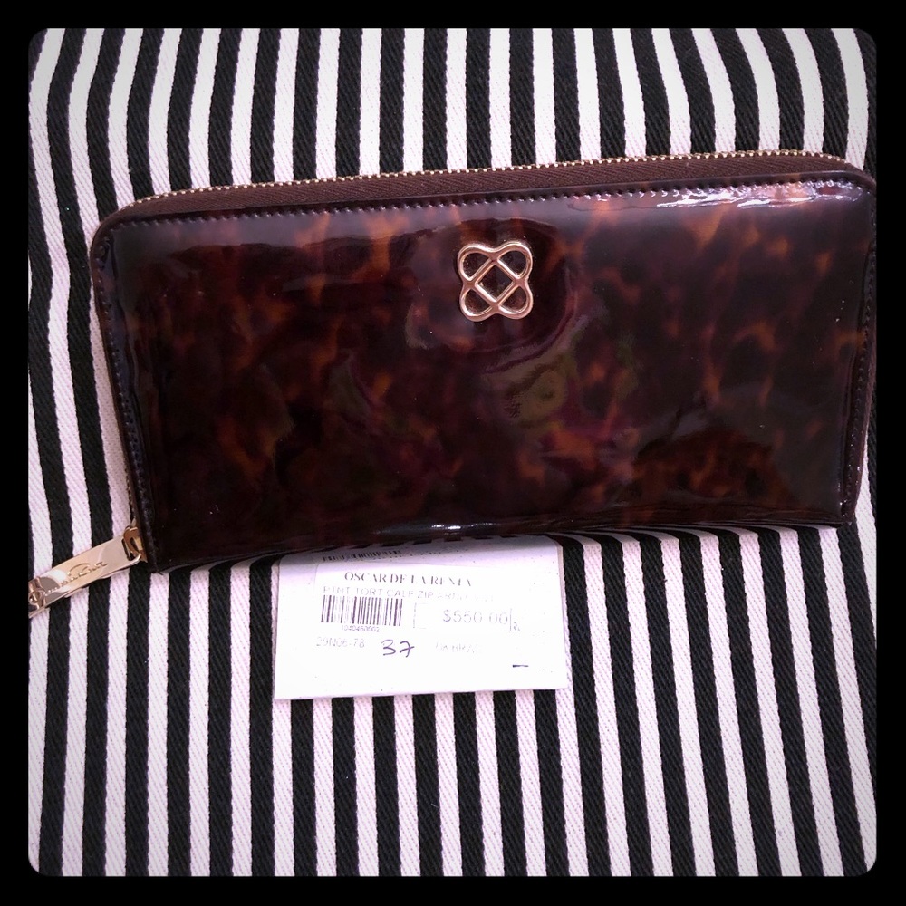 Oscar de la Renta Continental Wallet